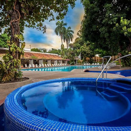 Ghl Hotel Club El Puente Girardot Bagian luar foto