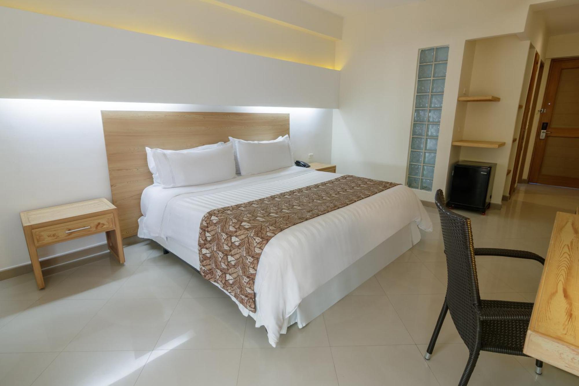 Ghl Hotel Club El Puente Girardot Bagian luar foto