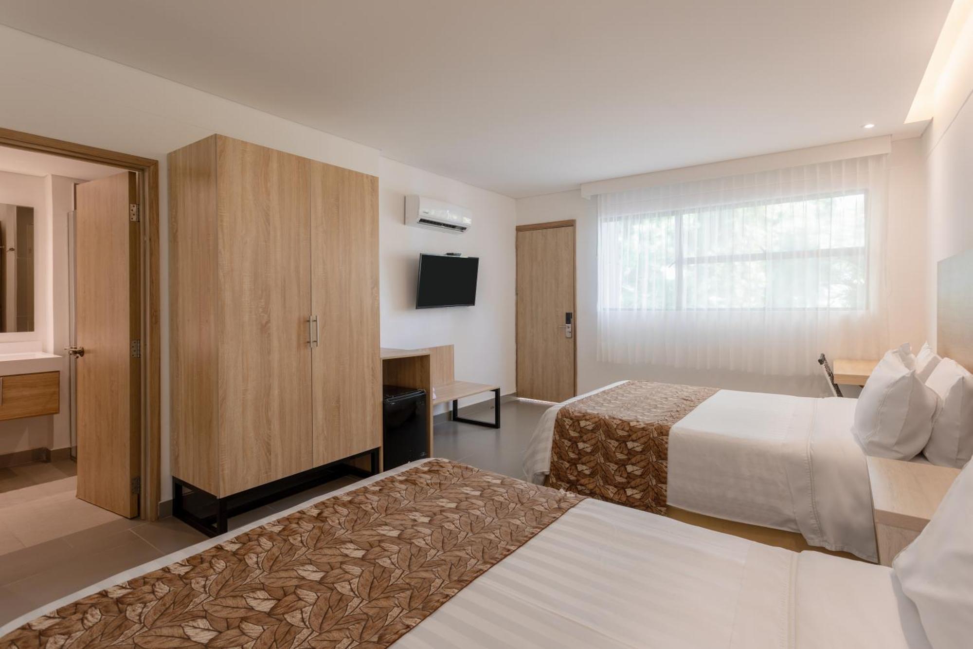 Ghl Hotel Club El Puente Girardot Bagian luar foto