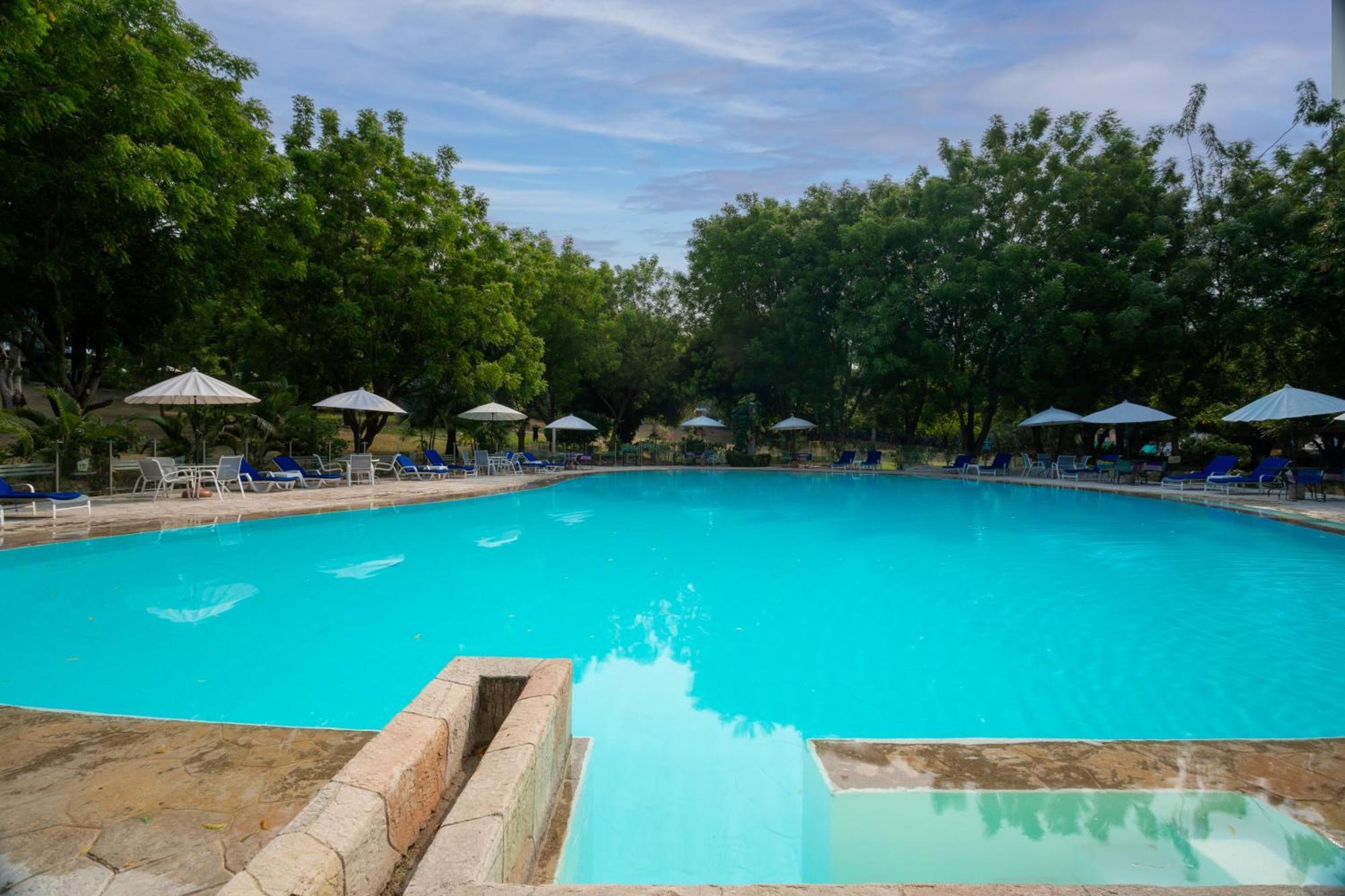 Ghl Hotel Club El Puente Girardot Bagian luar foto
